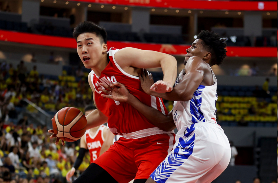 A经历的邓, 今年的男篮